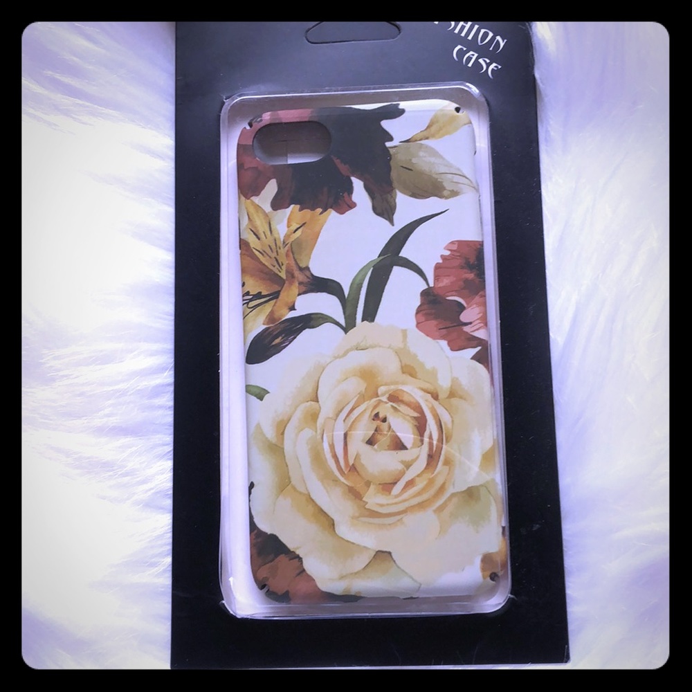 NWT IPhone 8 7 rose flower case